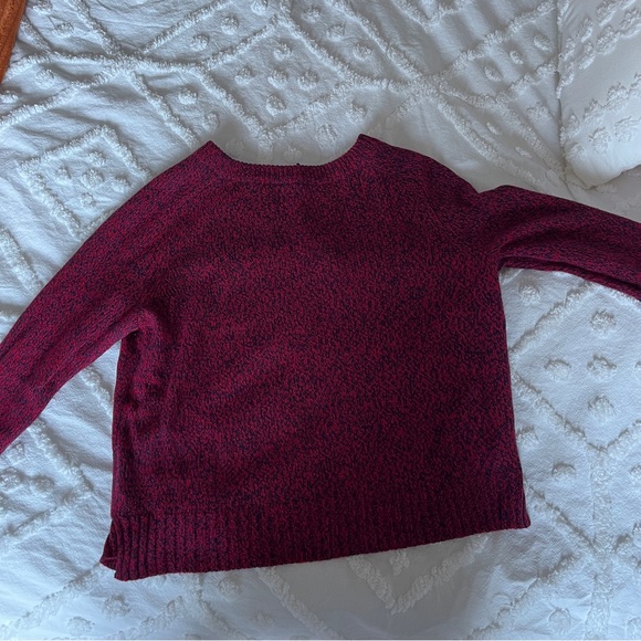 H&M Red Semi Cropped Sweater Long Sleeve - Picture 4 of 5